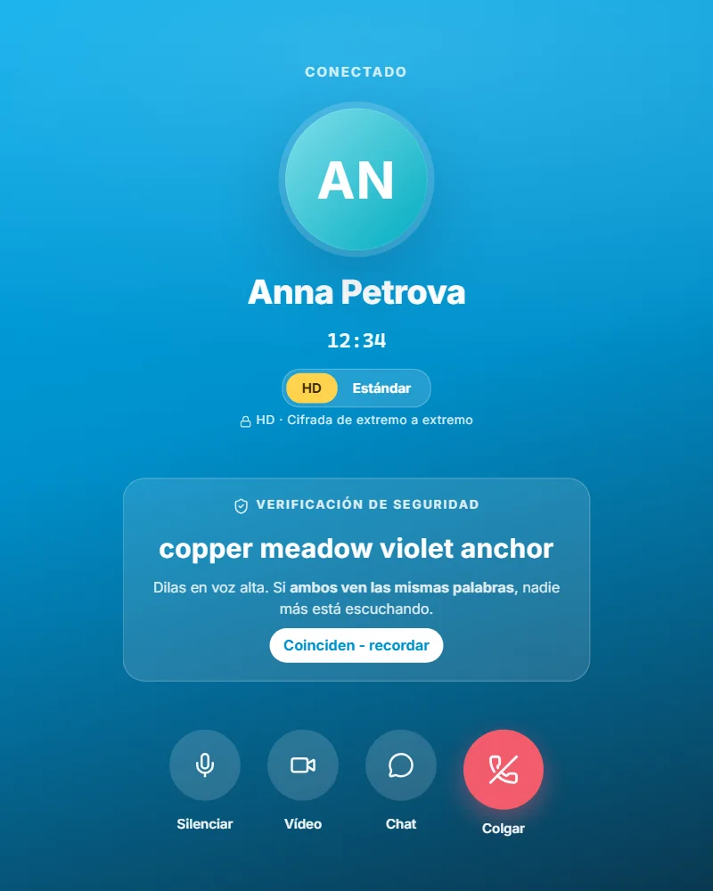Una llamada en la app de escritorio de Clavenzo: quién llama, la duración, el interruptor HD y las cuatro palabras de seguridad para leer en voz alta.